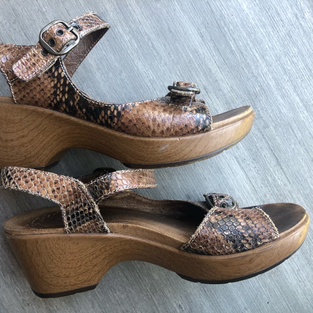 Dansko shoes size 37 (7)